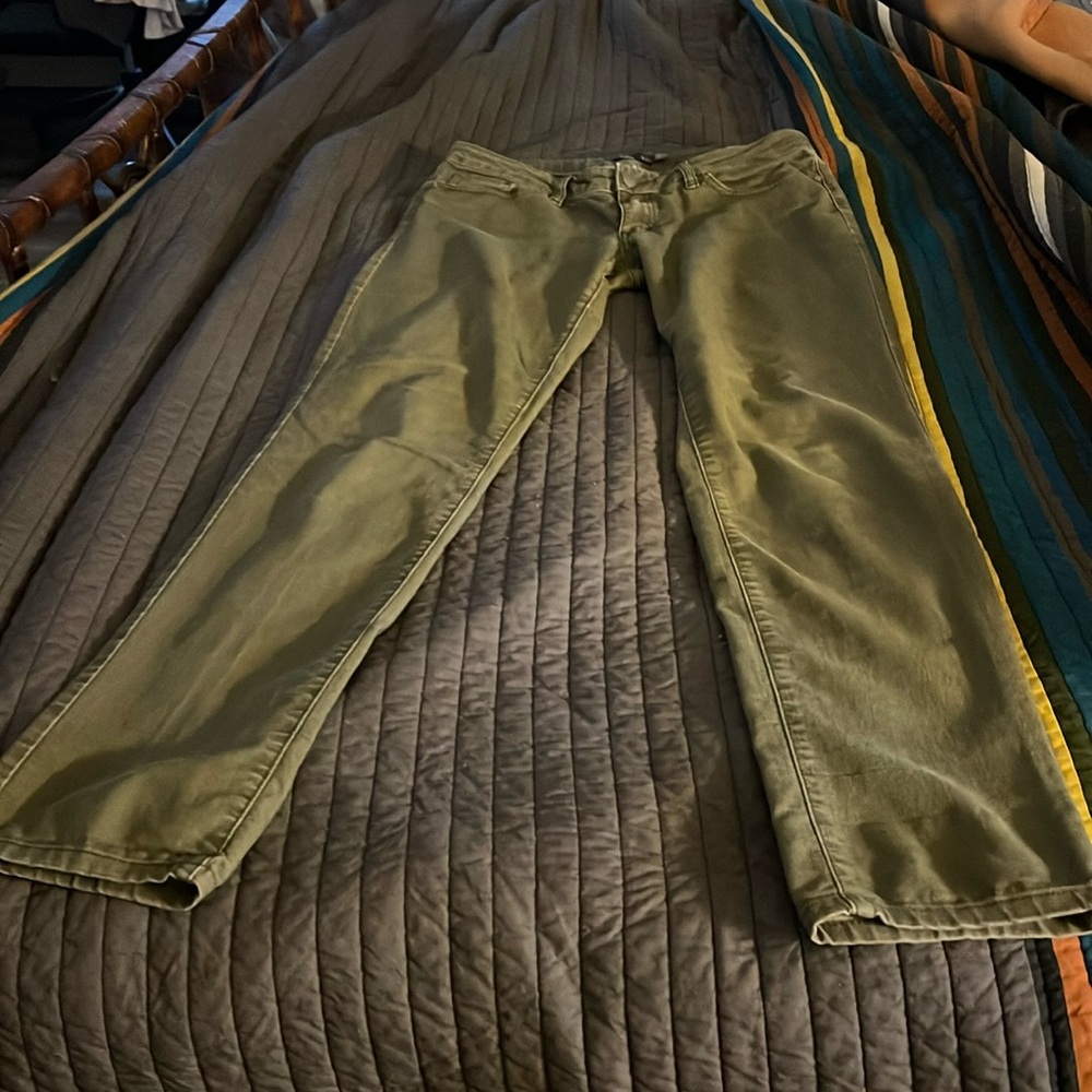 Prana size 8/29. Good condition.